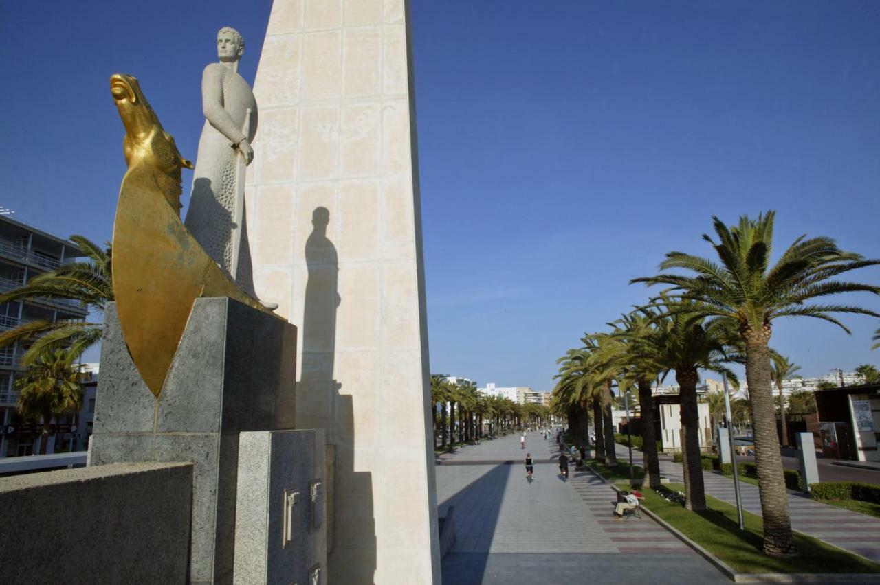 Sant Jordi Zeus Basic Apartment Salou Luaran gambar